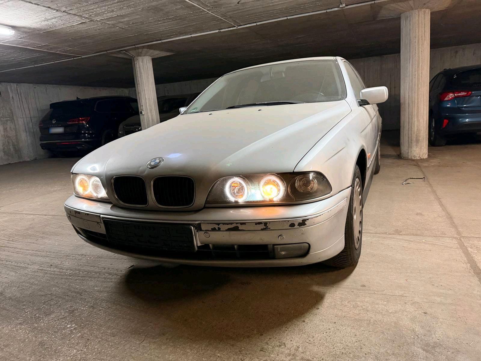 BMW 520