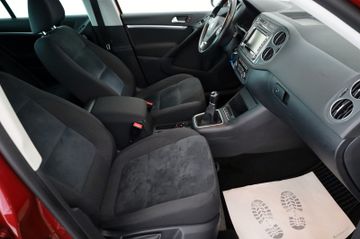Volkswagen Tiguan - 5