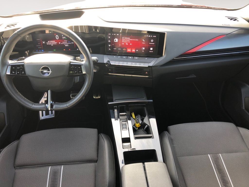 Fahrzeugabbildung Opel Astra Plug-In-Hybrid GS Line