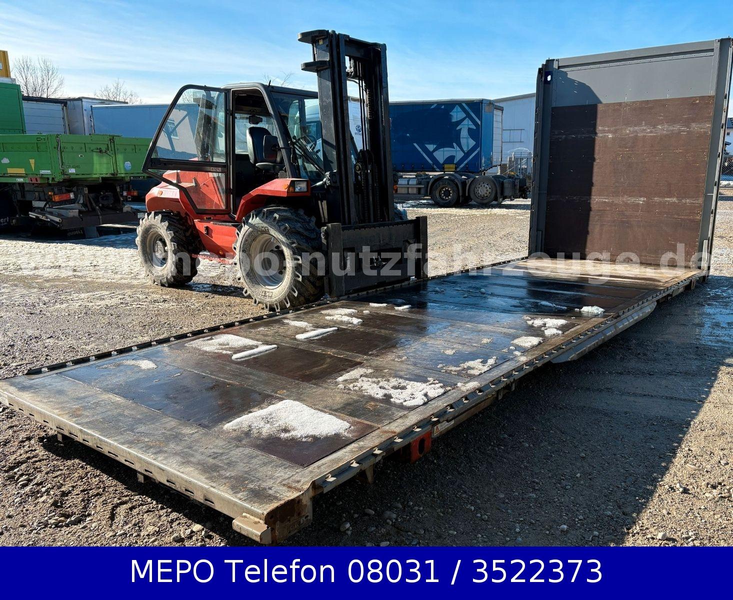 Krone Jumbo Plattform 7,82m mit Lochleiste + Stirnwand