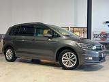 Volkswagen Touran Comfortline 1.2 TSI*7-Sitzer*4xSitzheiz* - VW Touran Gebrauchtwagen in Frankfurt