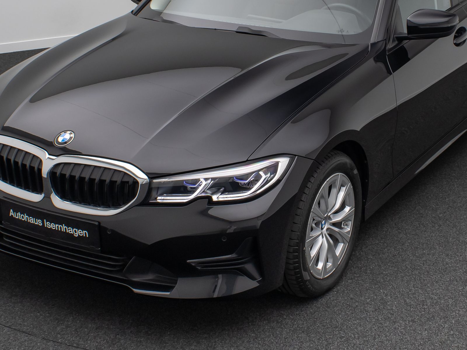 Fahrzeugabbildung BMW 320i DAB Laser Alarm Leder Komfort WLAN Sport