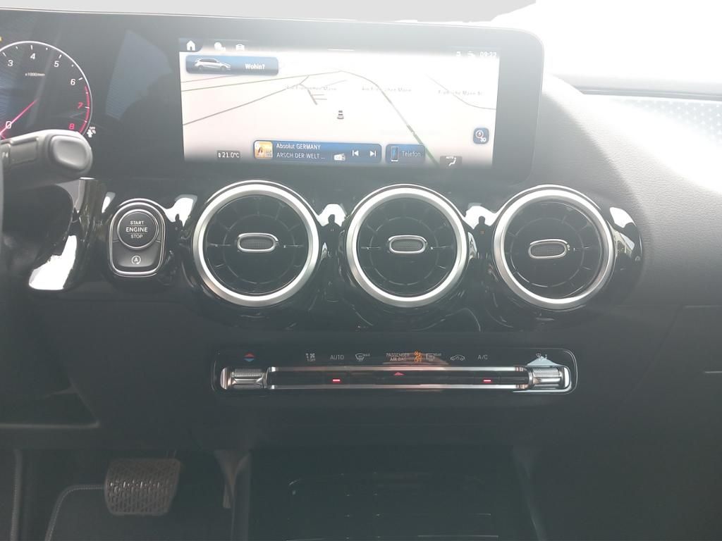 Fahrzeugabbildung Mercedes-Benz B 180 Navi*PDC*el.Heck*LED*SpurH*Virtual*SHZ*LM