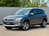 Toyota RAV 4 RAV4 Travel - Toyota RAV 4 mit Diesel-Antrieb: Geländewagen, Automatik