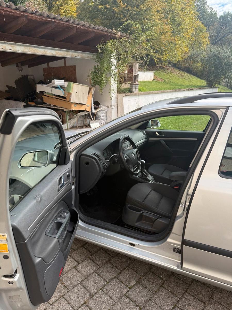 Skoda Octavia 2005 — photo 7