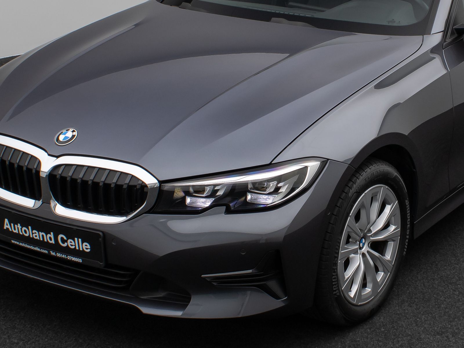 Fahrzeugabbildung BMW 320d  DAB CockPit+ Lordos PDC Geschwindigkeitsre