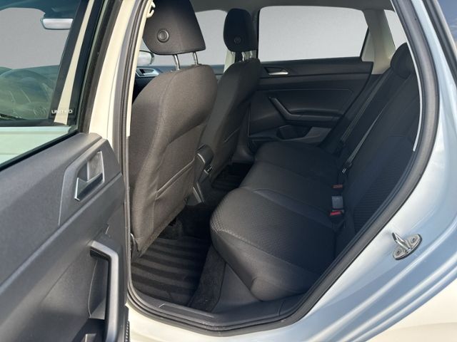 Polo 1.0 TSI DSG UNITED LED+NAVI+RFK+ACC+SHZ+PDC