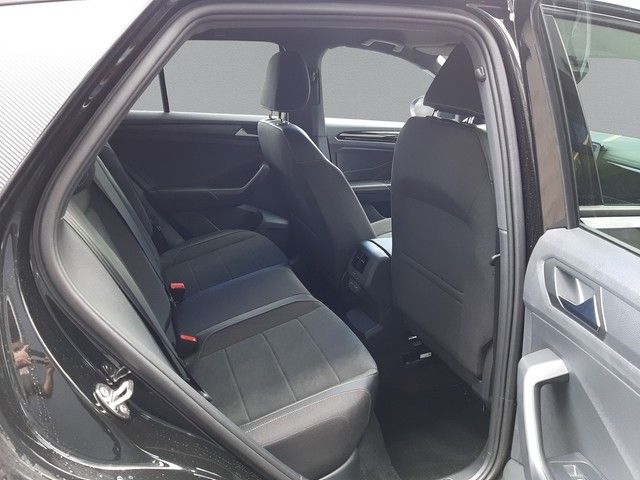 Fahrzeugabbildung Volkswagen T-Roc Black Style 1.5TSI DSG AHK Matrix Massage