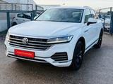 Volkswagen Touareg 3.0 V6 TDI SCR 170kW 4MOT DRIVE Tiptr. - Volkswagen Touareg DRIVE mit Diesel-Antrieb