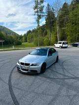 BMW Bmw e90 330i - BMW 330: 330i E90