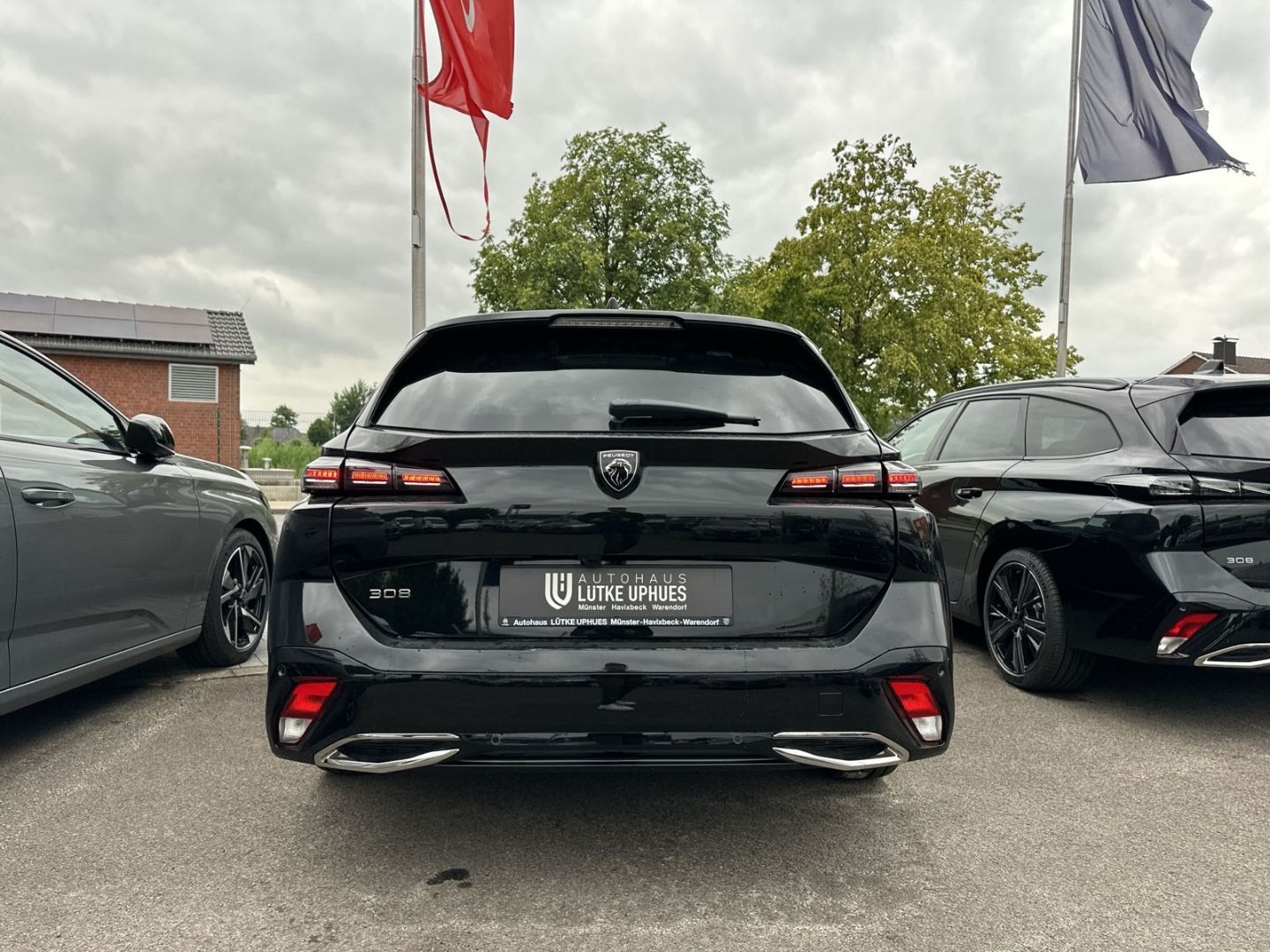Fahrzeugabbildung Peugeot 308 SW ALLURE BlueHDi 130 EAT8 Navi  ACC CarPlay