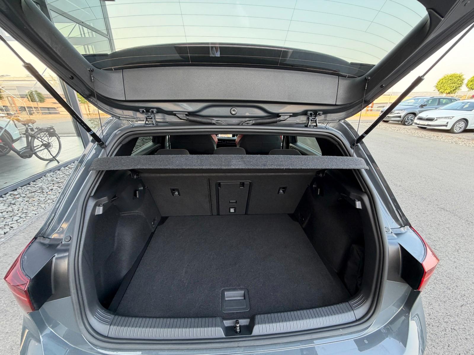 Volkswagen Golf VIII DSG GTI IQ-Light Alcantara Virtual, миниатюра 14