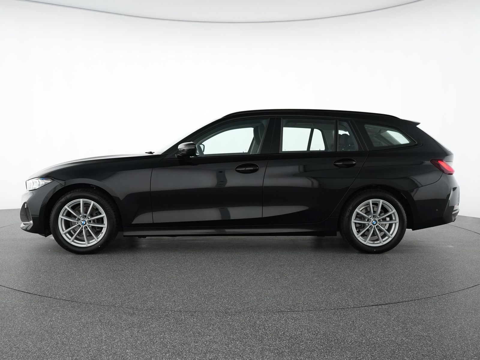 BMW 318i ACC|Rückfahrkamera|SHZ|LED|Navigation foto 9