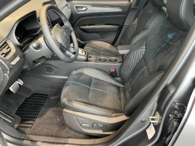 Fahrzeugabbildung Renault ARKANA Esprit Alpine Mild Hybrid 140 EDC