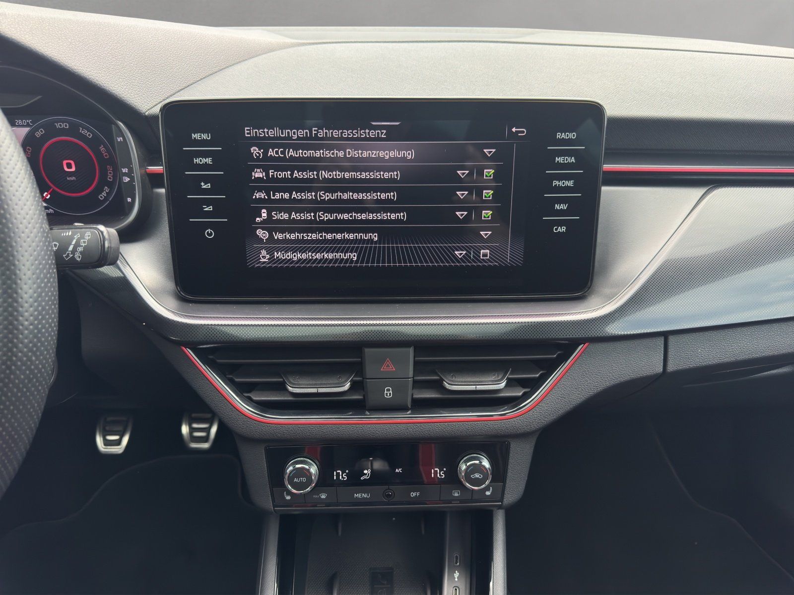 Fahrzeugabbildung SKODA Scala 1.5 TSI ABT Edition S/KAMERA/ACC/PANO/