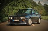 BMW 3er E30 318is - BMW 318 aus 1990
