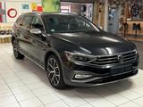 Volkswagen Passat Variant Alltrack 4Motion Matrix AHK Pano - Volkswagen Passat Variant: Allradantrieb