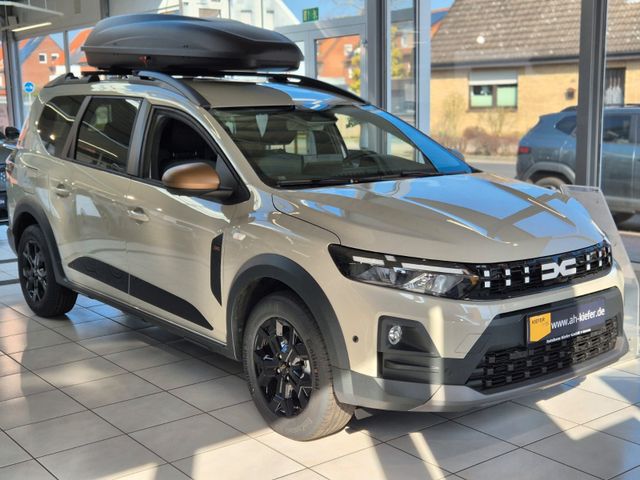 Dacia Jogger Extreme Hybrid 155 Winter, Navi, Driving