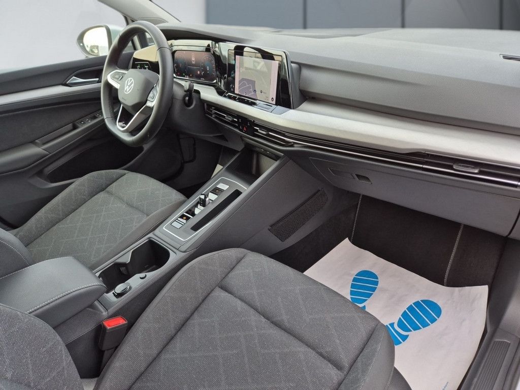Golf VIII Variant 1.5 eTSI Life *DSG*LED*AHK*NAV