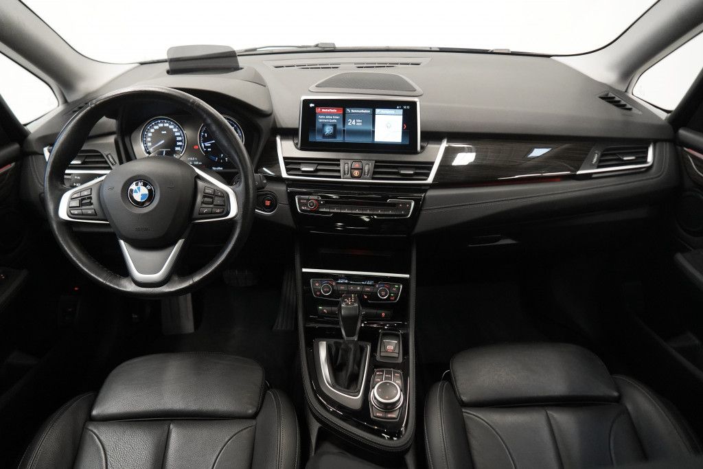 Bmw 225