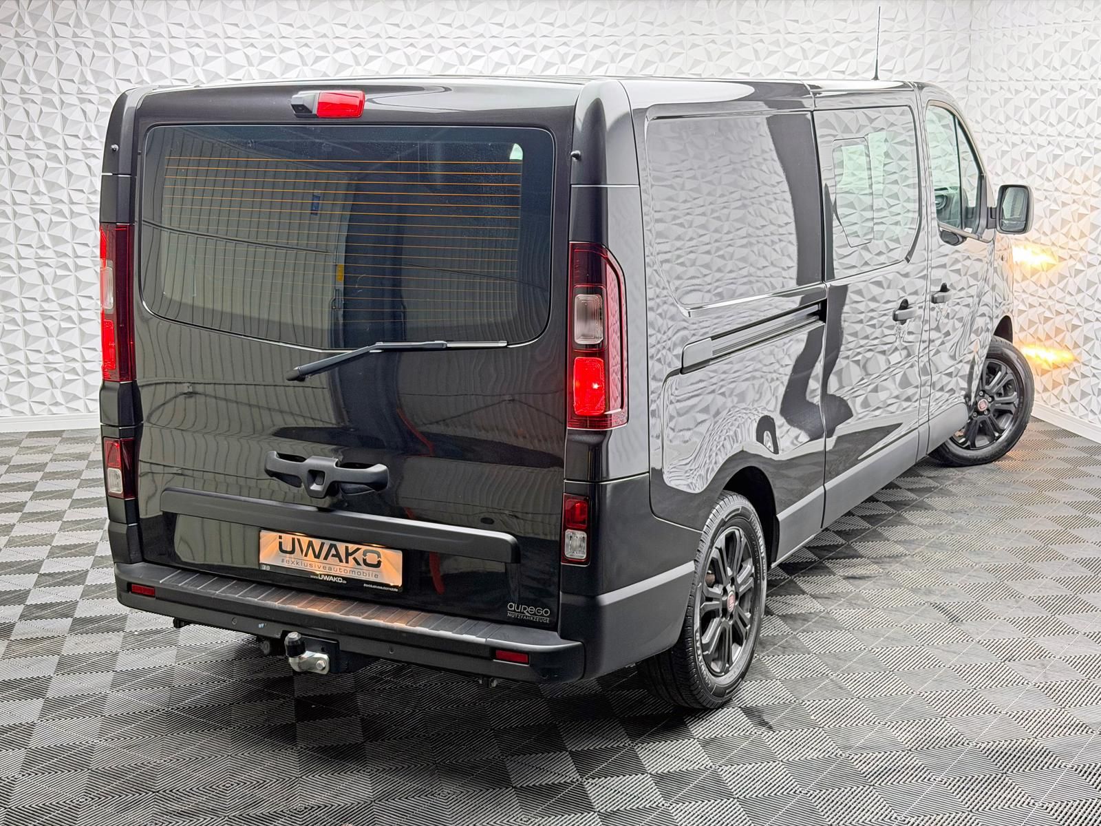 Fahrzeugabbildung Fiat *SELTEN*L2H1/DOKA/MIXTO/5-SITZER/AHK/RCAM/2xSTÜR