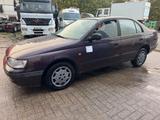 Toyota Carina E **2.0 PETROL-ESSENCE** - Toyota Carina Gebrauchtwagen