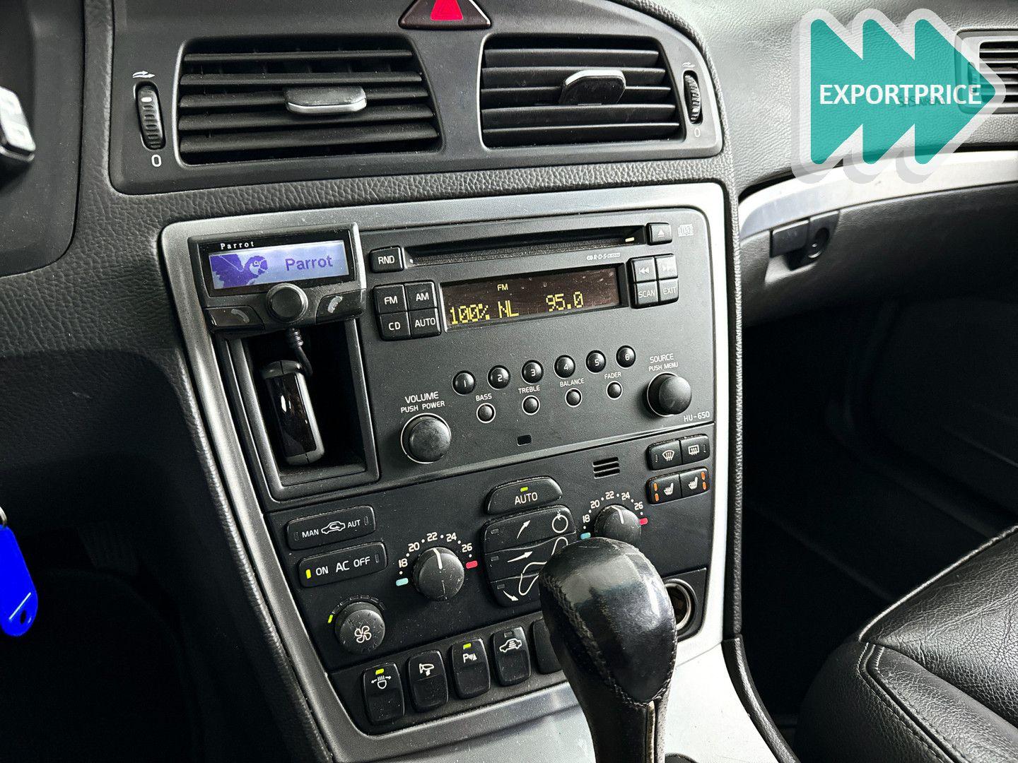 Volvo V70 2007 — photo 16