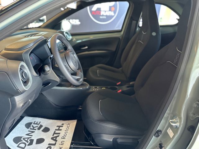Toyota Aygo X Hybrid Teamplayer Technik Paket