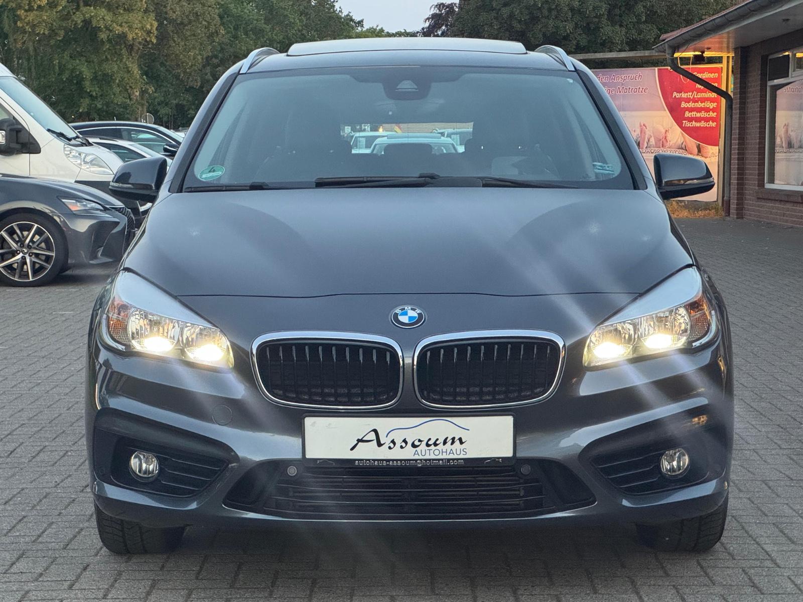 BMW 225i xDrive Sport Line/Pano/AHK/Kamer/H-up/Leder