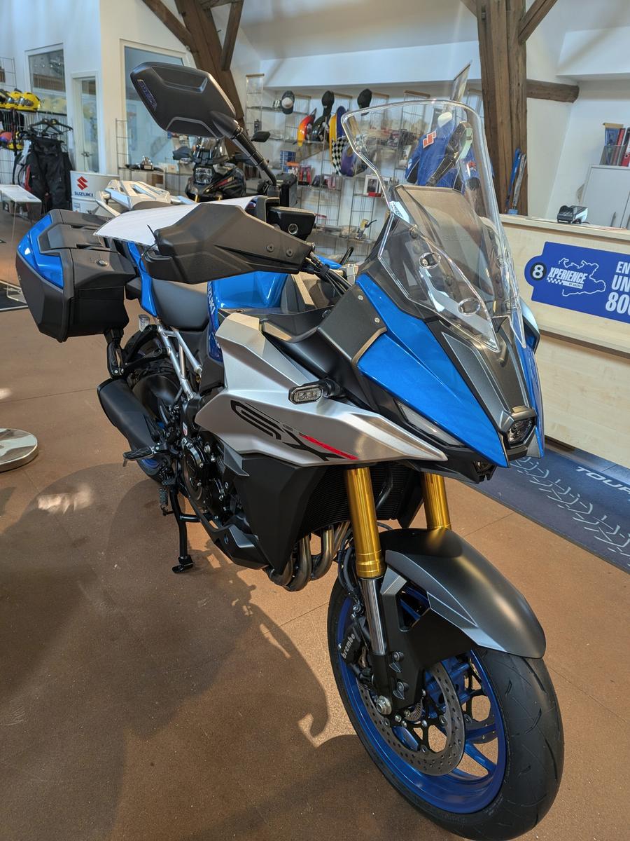 Suzuki GSX-S 1000 GX Neu Sommerpreis Travel Edition