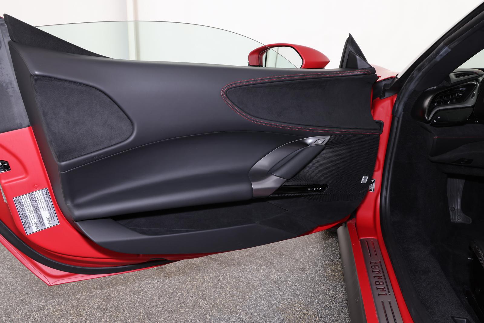 Ferrari SF 90 Spider