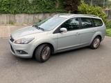 Ford Focus Standhzg 1,6TDCi   Titanium Turnier  - Ford Focus aus 2010: Tdci
