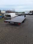 Eduard Cargo-Hochlader mit Rampen und Winde