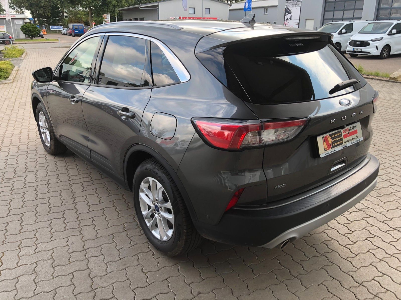 Fahrzeugabbildung Ford Kuga Titanium X Automatik