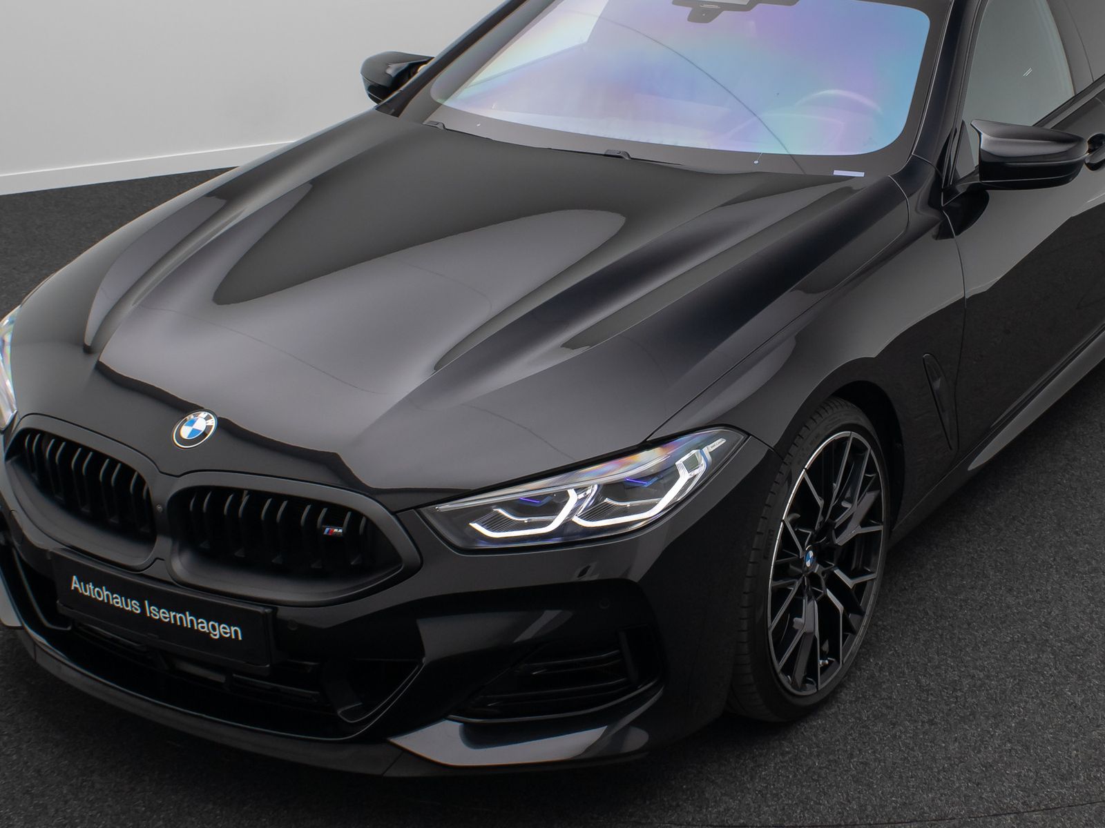 Fahrzeugabbildung BMW M850i xD GC 360° Laser SoftCl DisplKey Belüftung