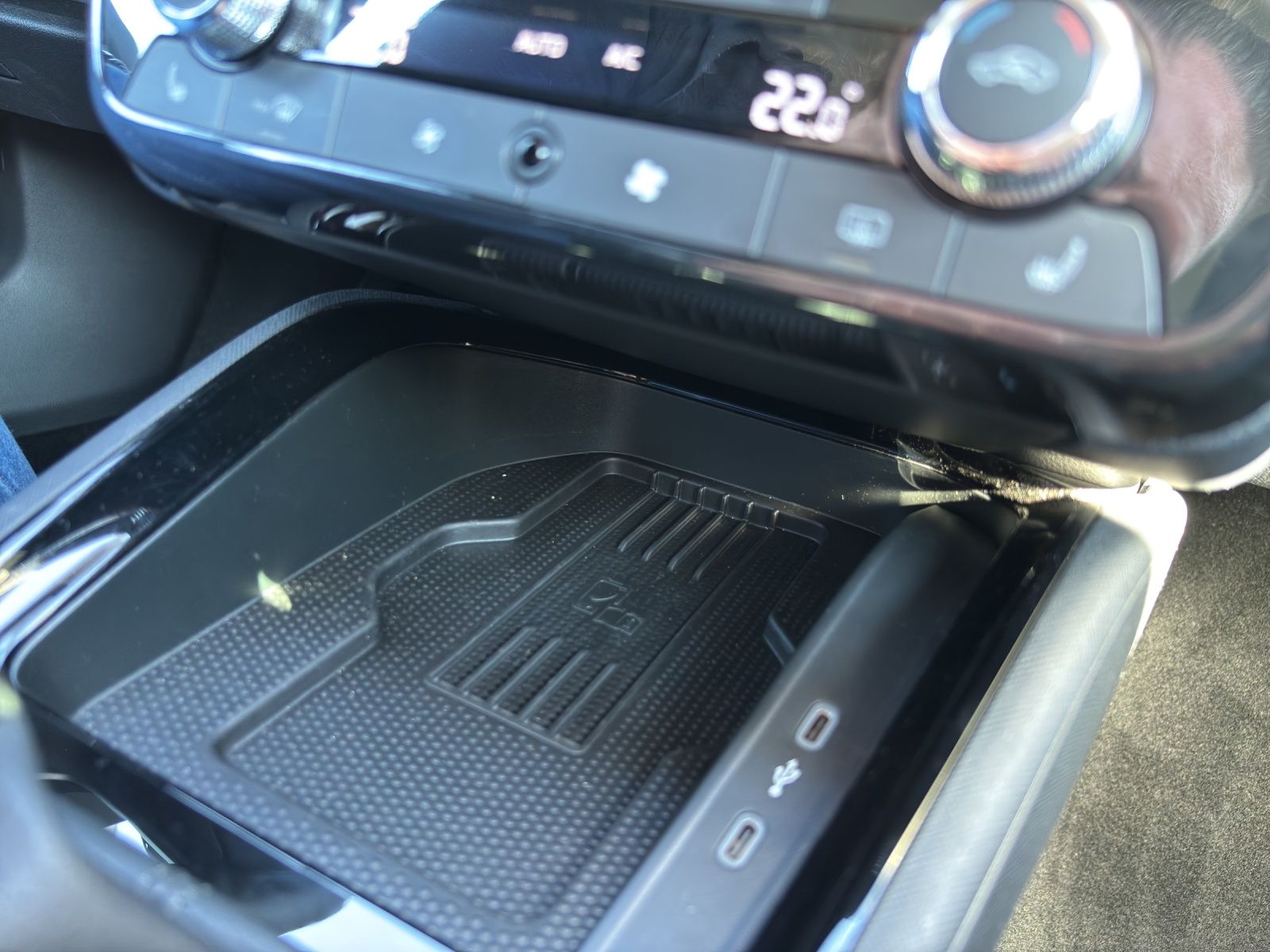 Fahrzeugabbildung SKODA Scala Selection 1.0 TSI Matrix LED AHZ Climatron