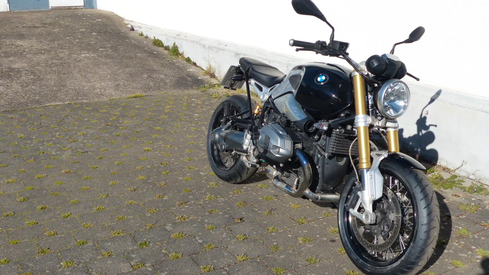 BMW R Nine T
