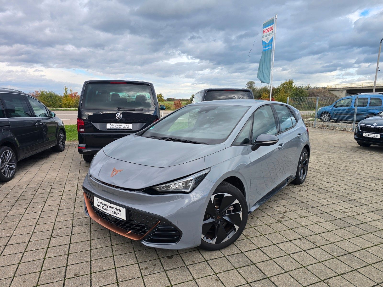 Cupra Born eBoost electric 170KW   LED 19Zoll