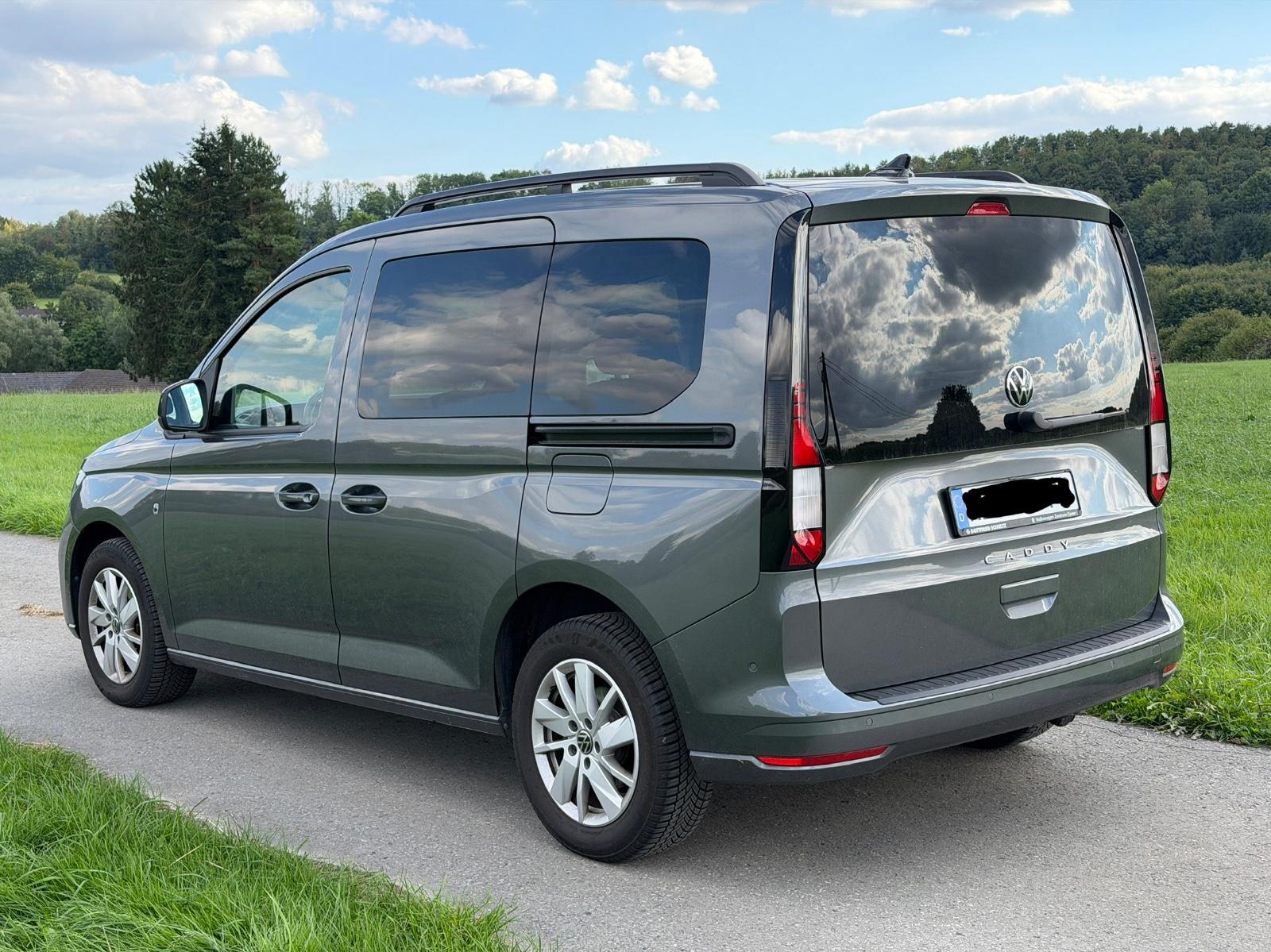 Volkswagen Caddy 1.5 TSI 85kW DSG Life Life