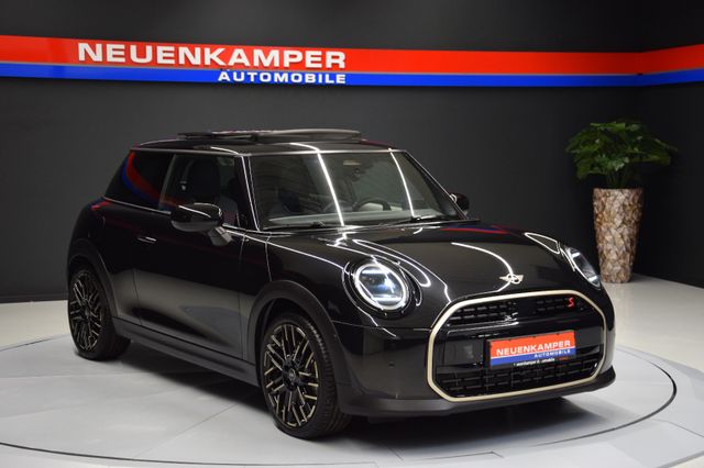 MINI Cooper S Favoured Trim M Pano HuD Leder 18 Zoll