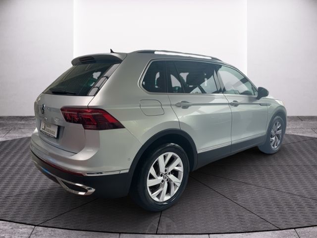 Fahrzeugabbildung Volkswagen Tiguan 2.0 TDI DSG Elegance 1.HAND LEDER NAVI IQ