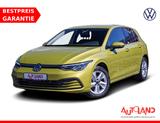 Volkswagen Golf VIII 1.5 Klimaaut. LED Navi PDC ACC USB - mit Benzin-Antrieb: Gelb, Limousine