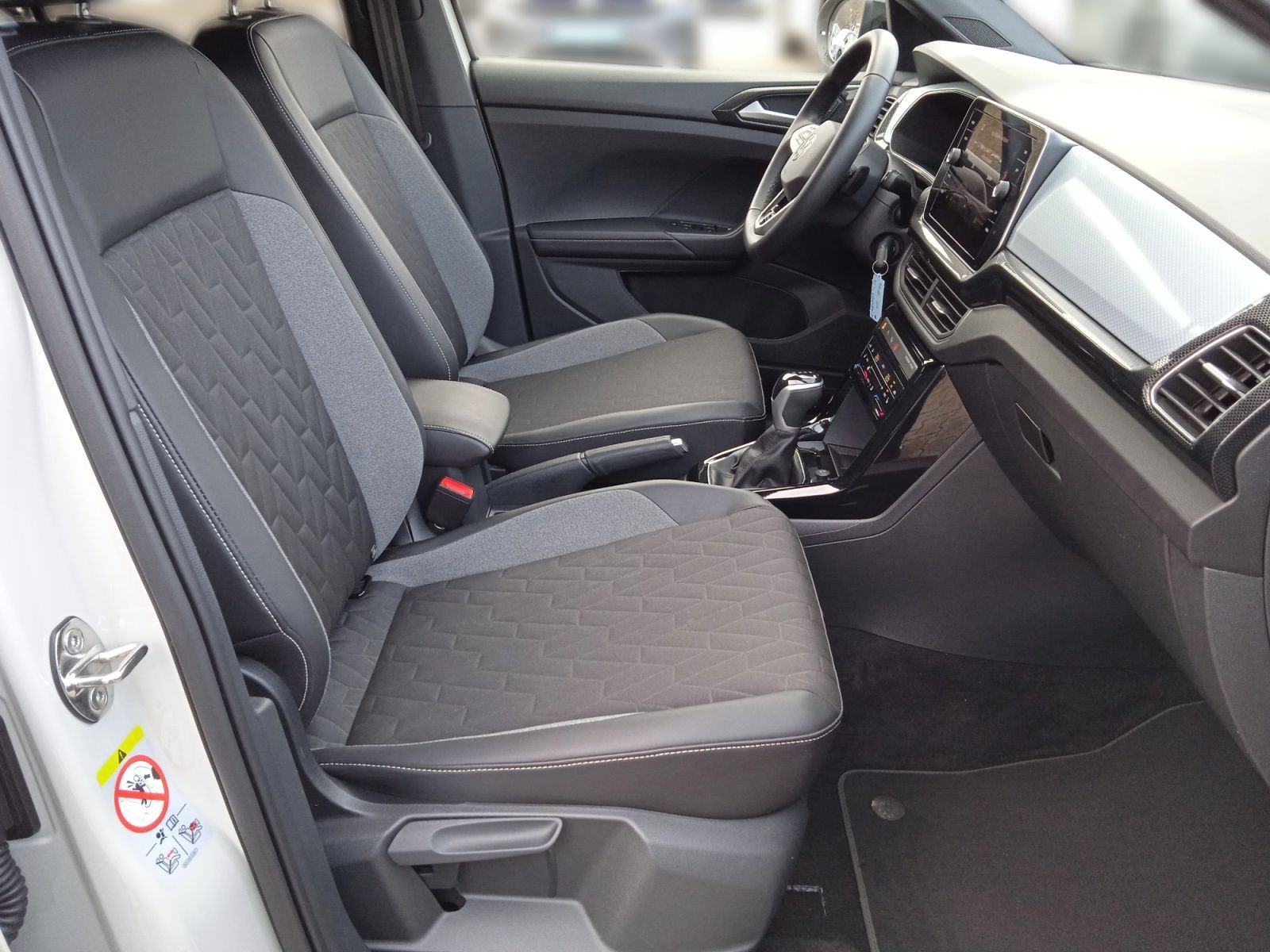 Volkswagen T-Cross - Bild 15