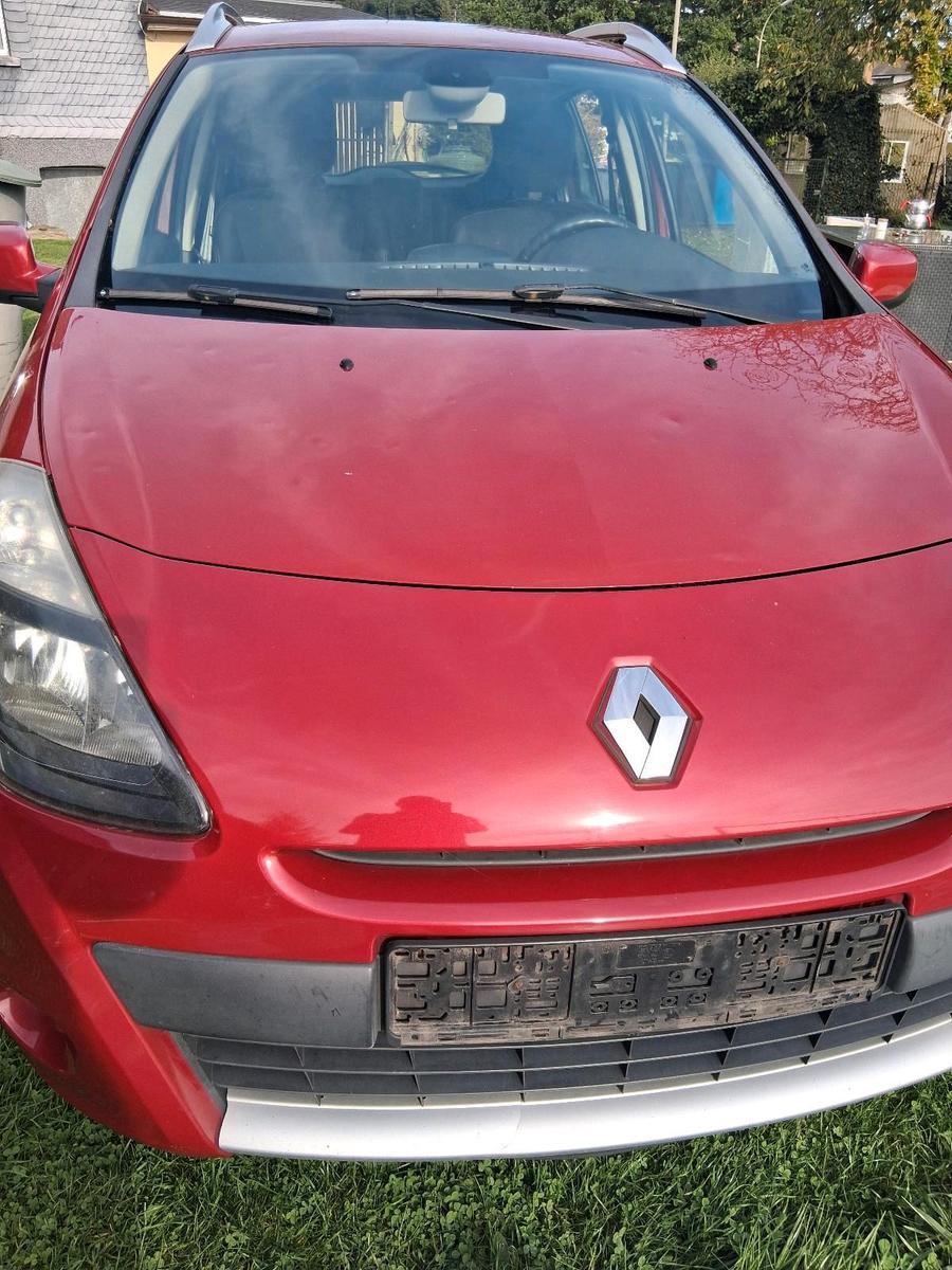 Renault Clio 2011 — engine 86 HP (63kW)