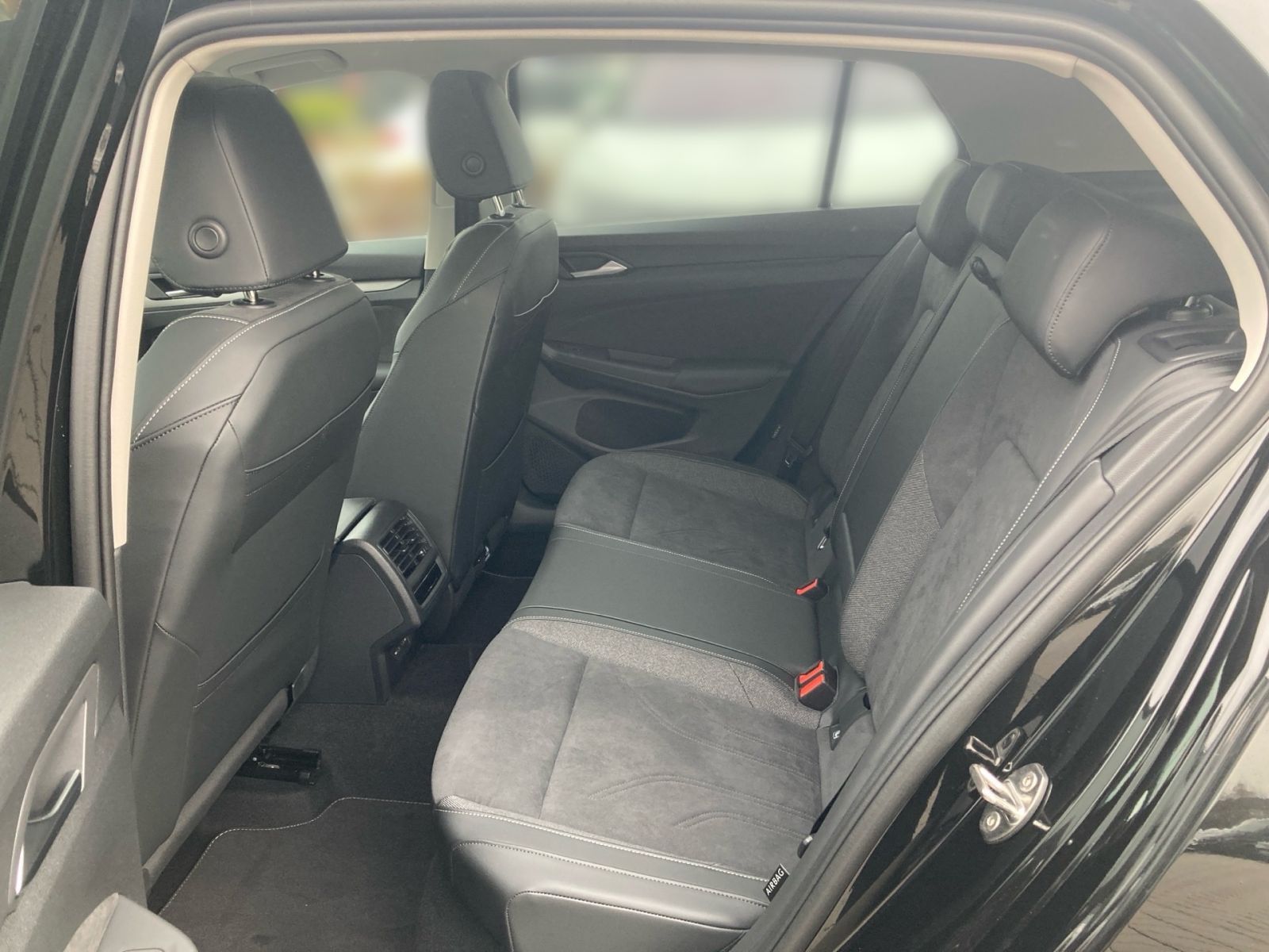 Volkswagen Golf - Bild 11