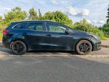 Kia cee'd Sportswagon 1.6 CRDi, Keyless, AHK, Kamera - Kia cee'd Sportswagon von privat
