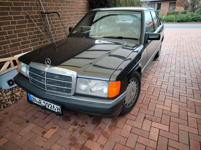 Mercedes-Benz 190E 2.6 Vollausstattung mit Wertgutachten 2+