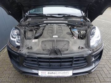 Porsche Macan - 10