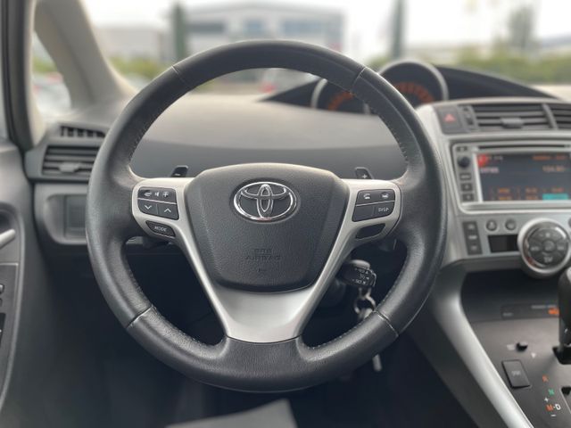 Toyota Verso  Travel