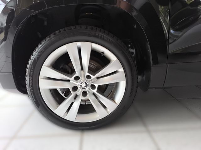 Fahrzeugabbildung SKODA Karoq 1.6 TDI SCR DSG Style LED NAVI KESSY SMART